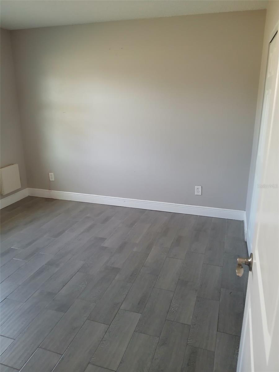 ZEPHYR BREEZE SUB - Residential Lease