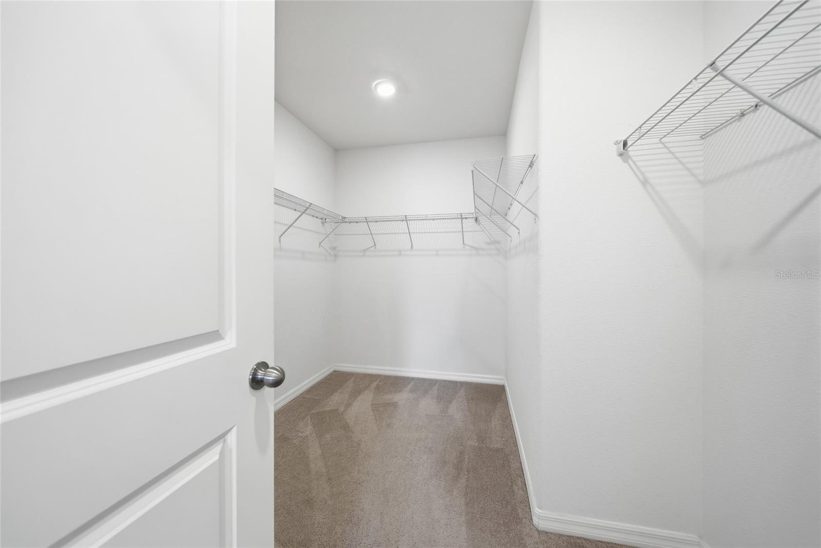 LAKESIDE PH 4 - Residential