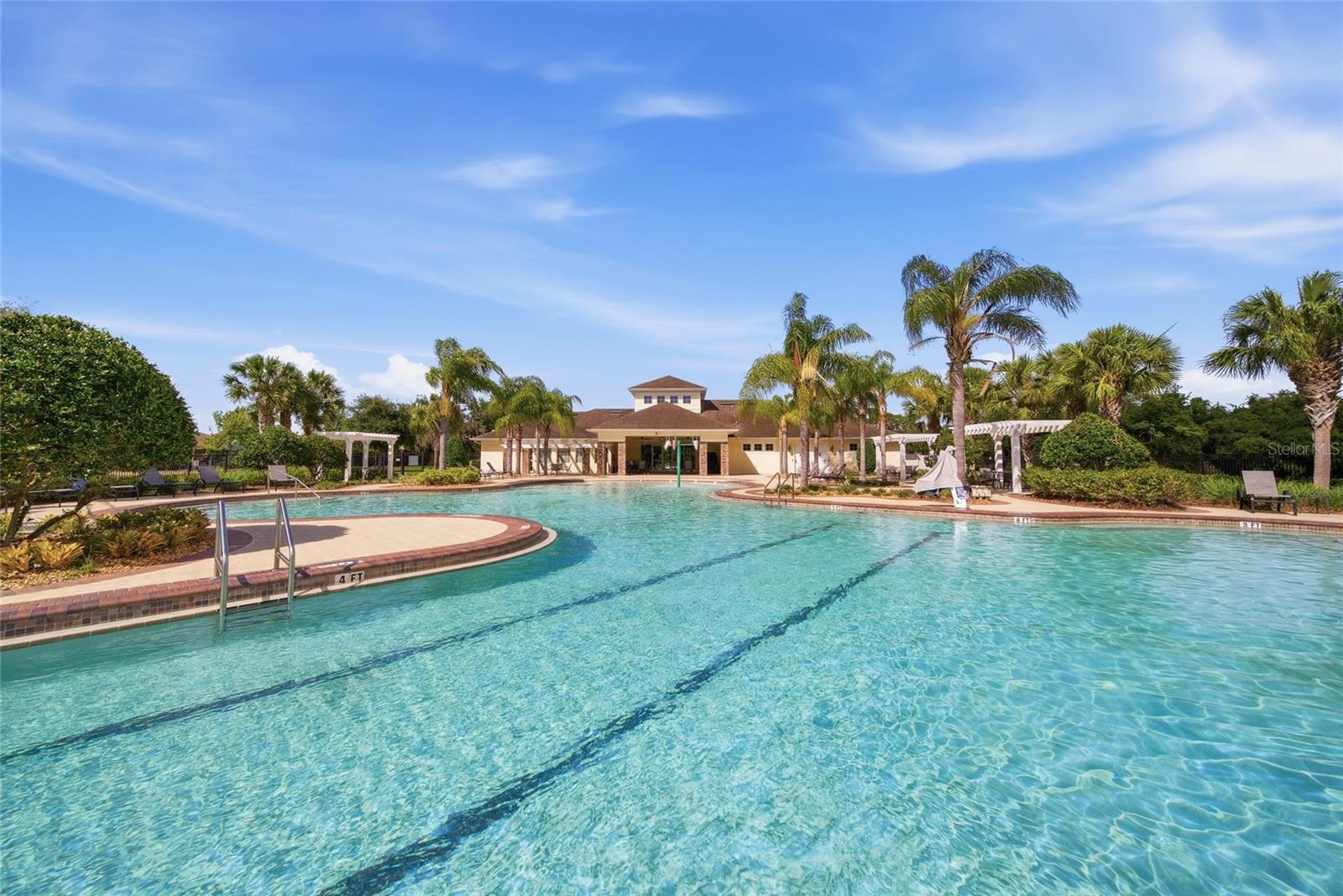 LAKESIDE PH 4 - Residential