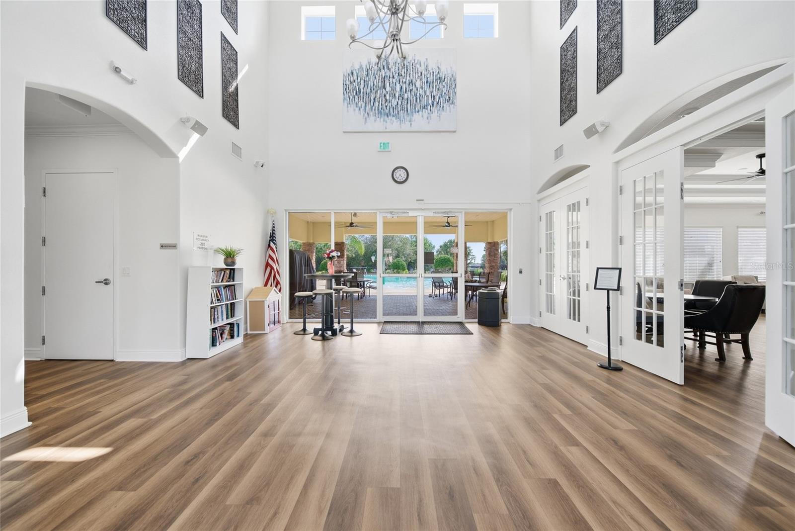 LAKESIDE PH 4 - Residential