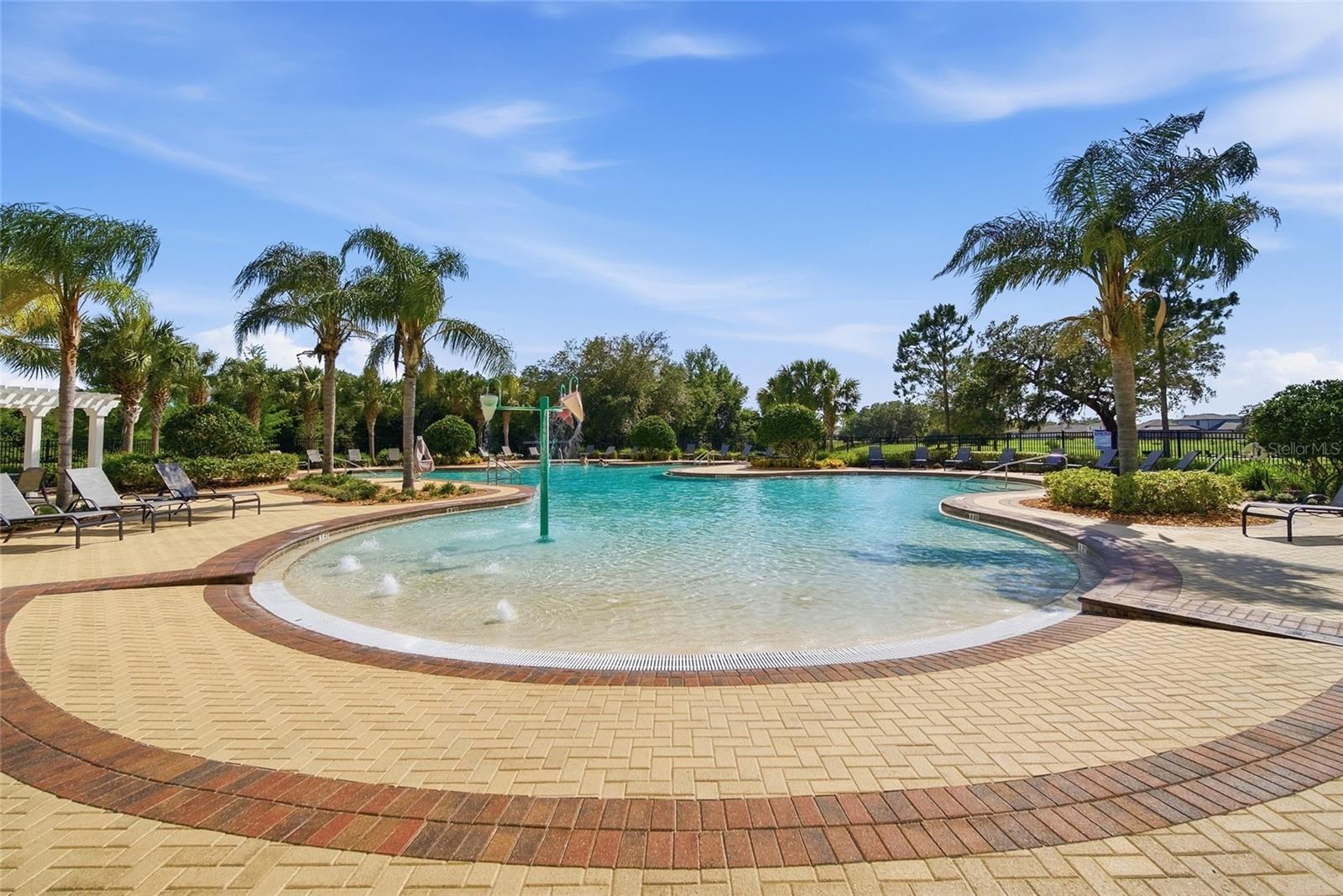 LAKESIDE PH 4 - Residential