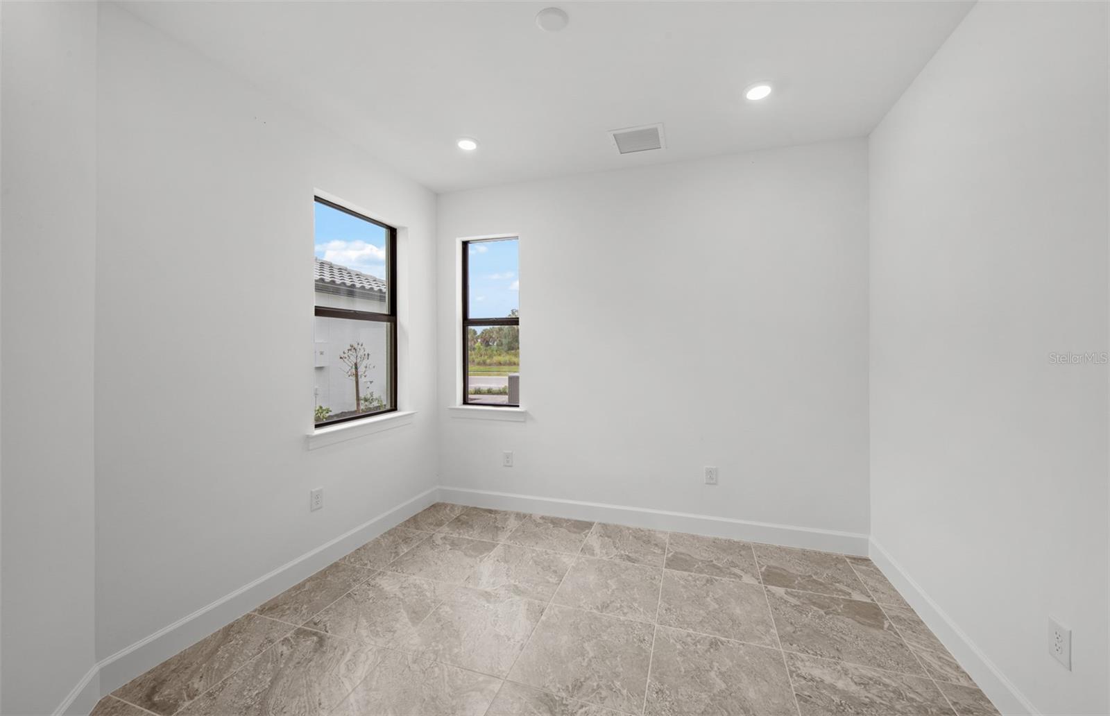 TALON PRESERVE ON PALMER RANCH - Residential