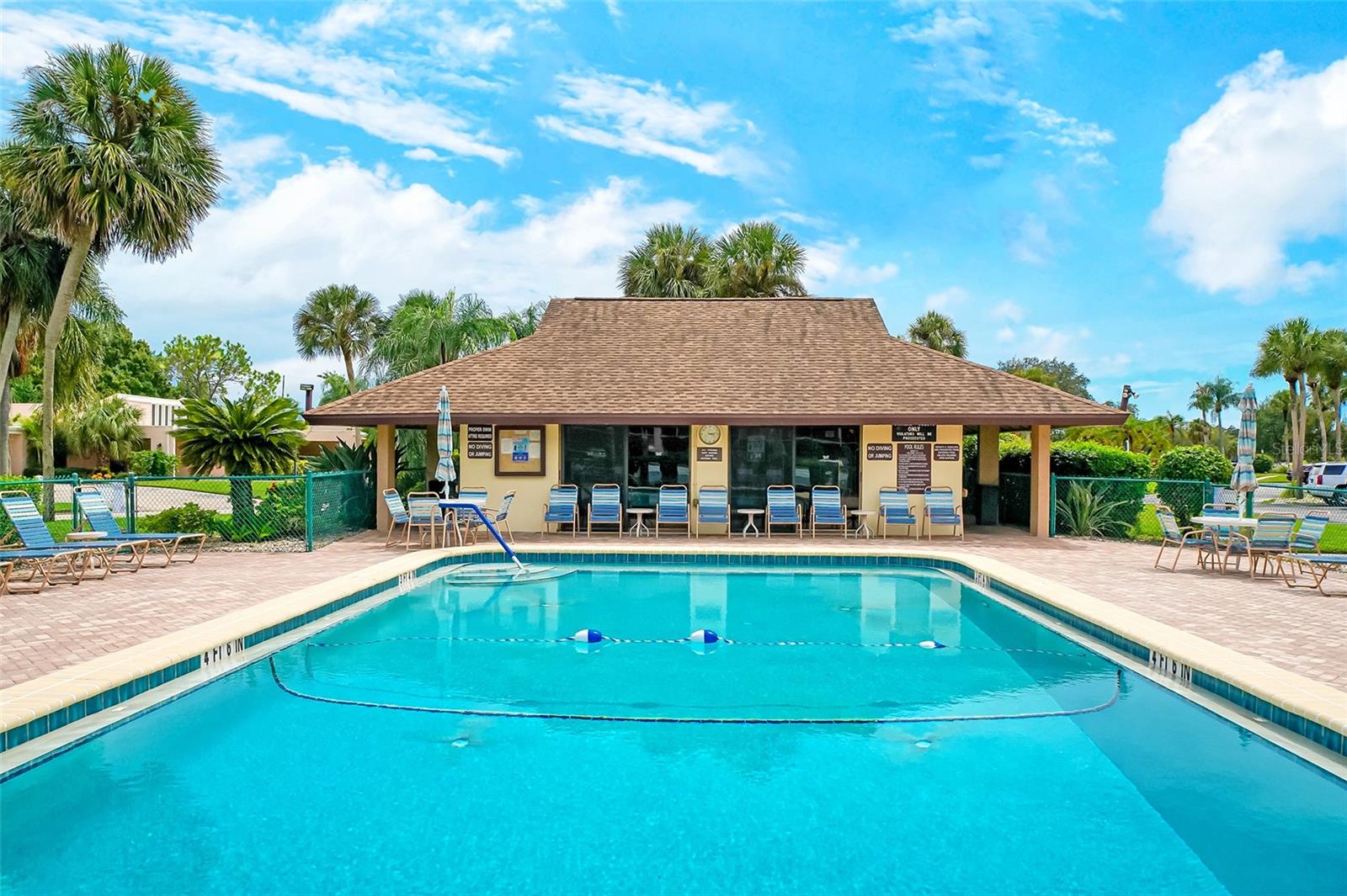 EL CONQUISTADOR VILLAGE 1 SEC 1 - Residential