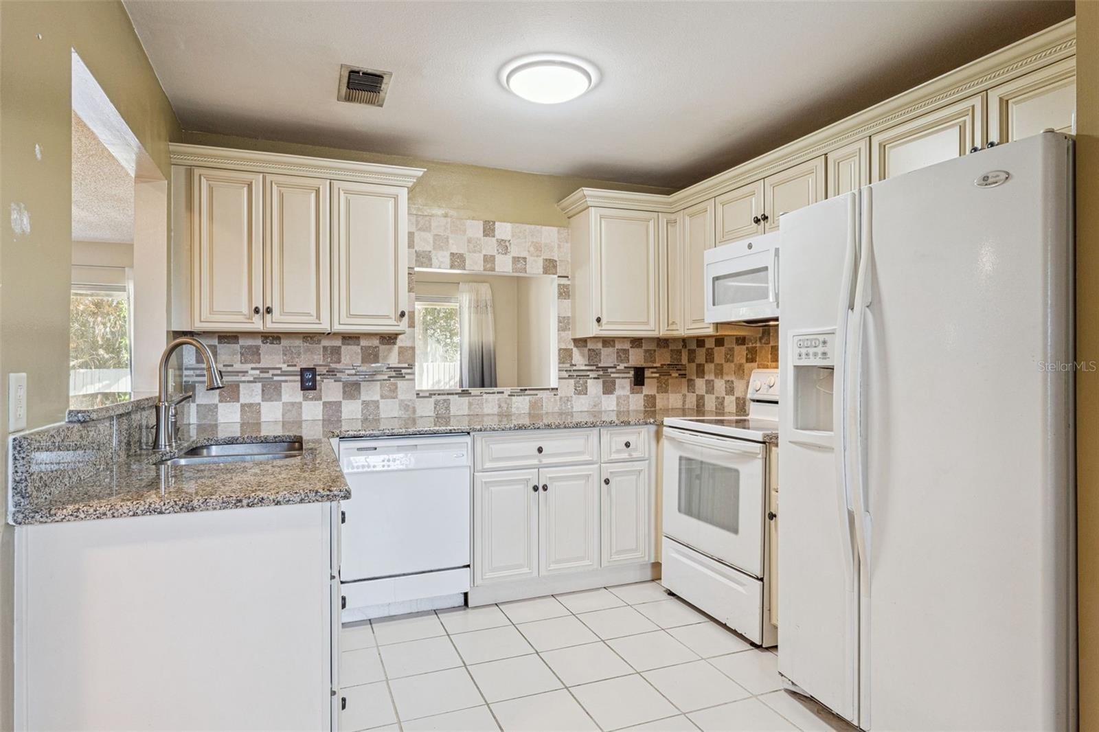 TUSCANY PLACE PH 1 - Residential