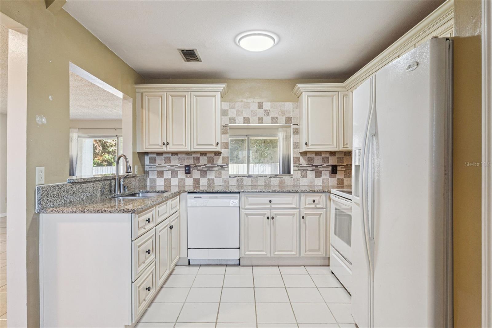 TUSCANY PLACE PH 1 - Residential