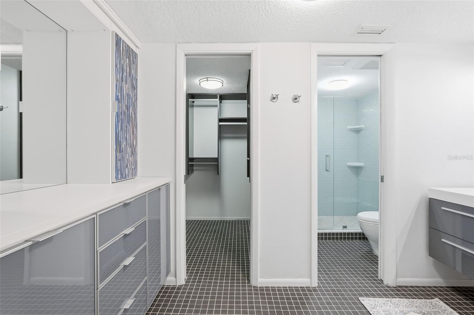 ANCHORAGE - Residential