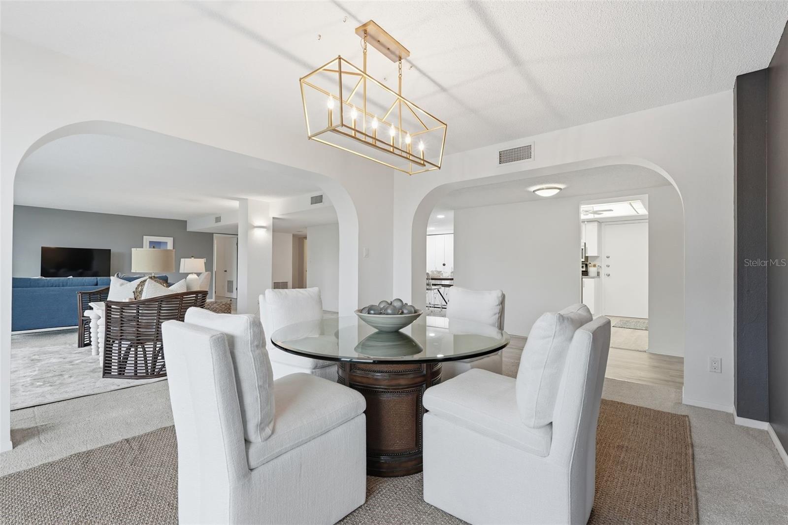 ANCHORAGE - Residential