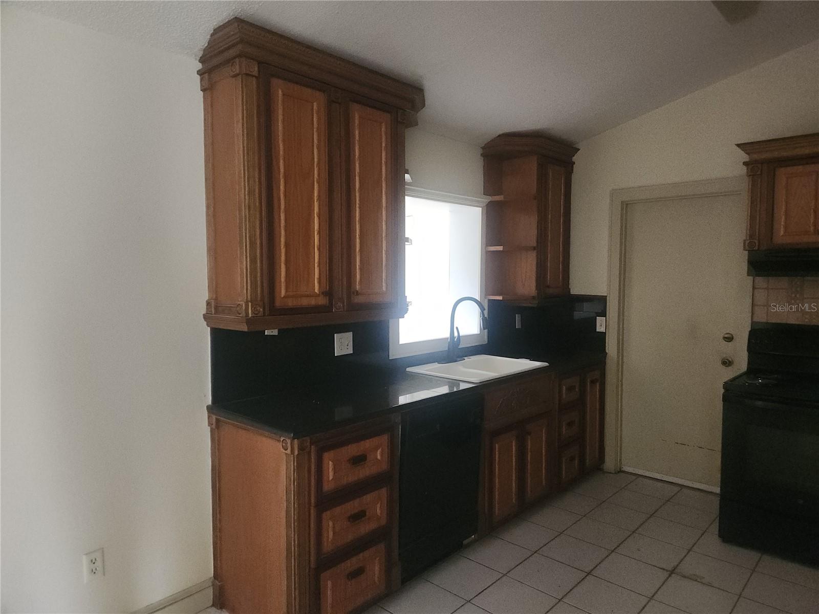 DELTONA LAKES UNIT 05 - Residential