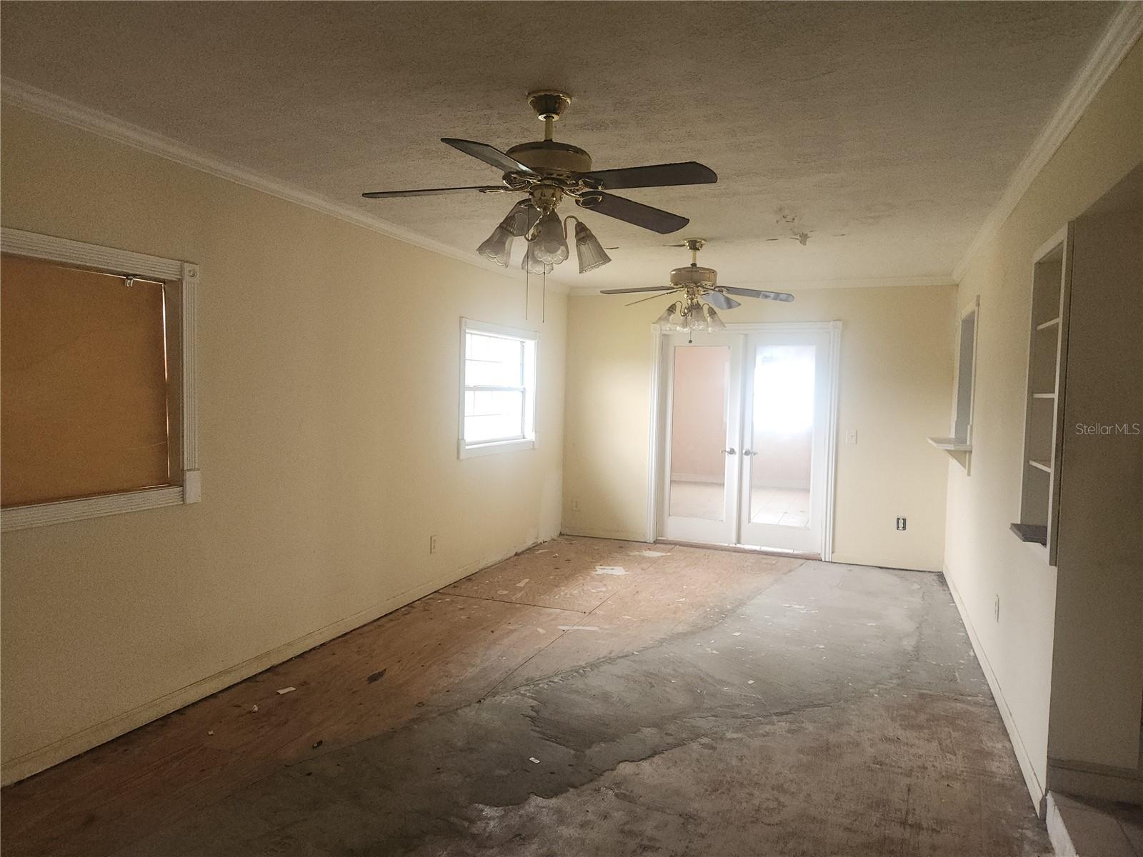 DELTONA LAKES UNIT 05 - Residential