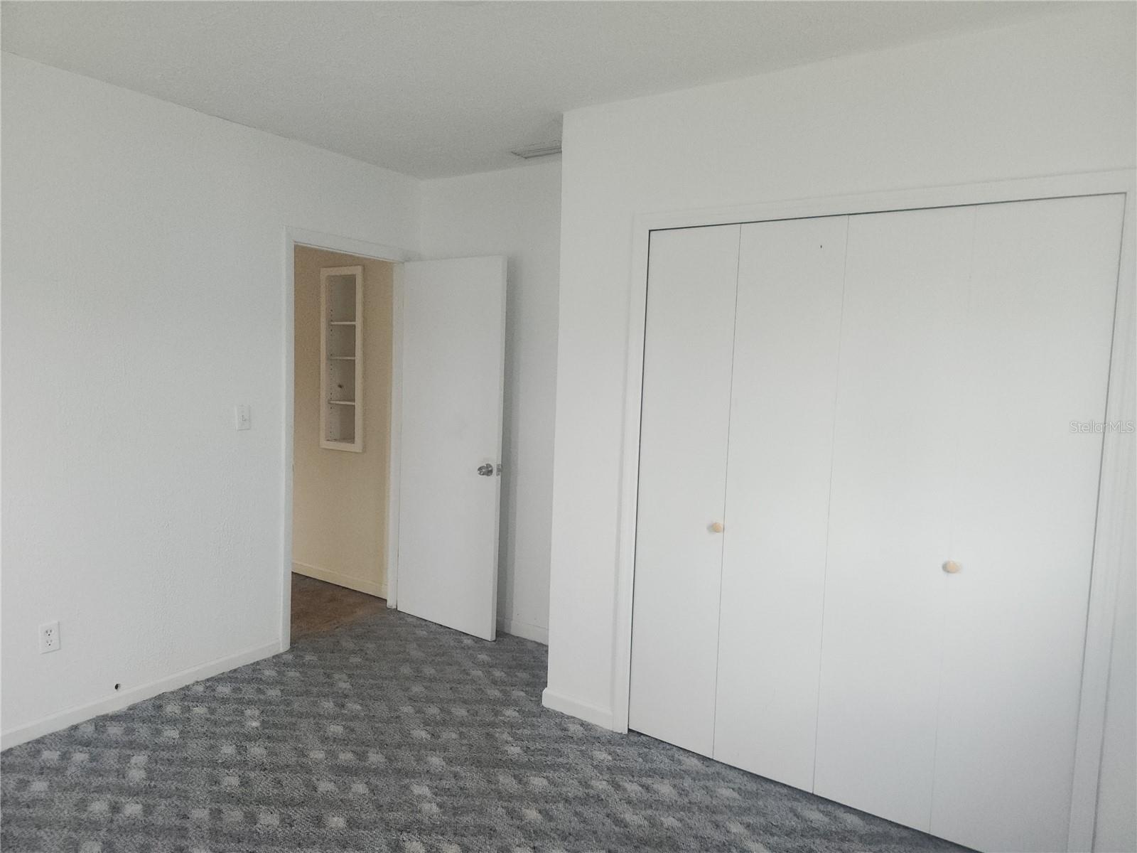 DELTONA LAKES UNIT 05 - Residential