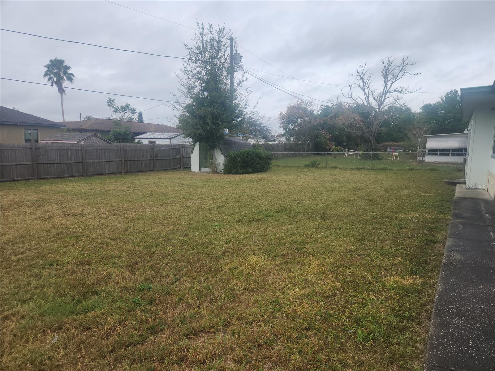 DELTONA LAKES UNIT 05 - Residential