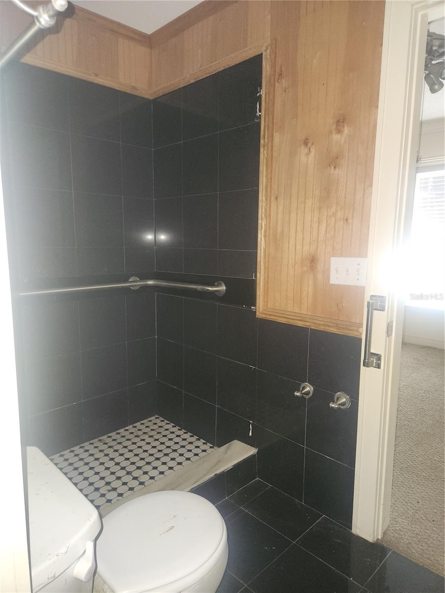 DELTONA LAKES UNIT 05 - Residential