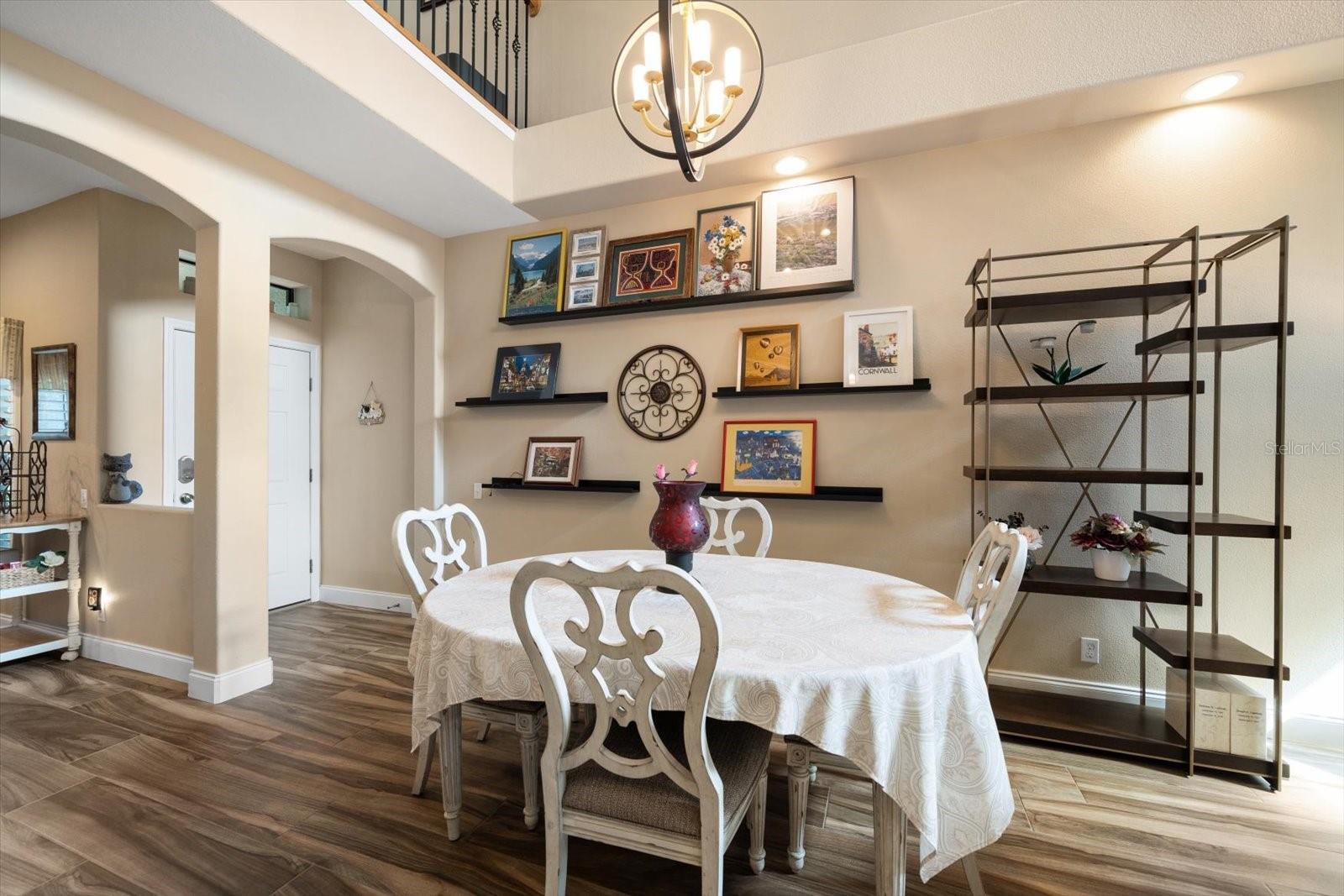 BEACON TRACE TWNHMS - Residential