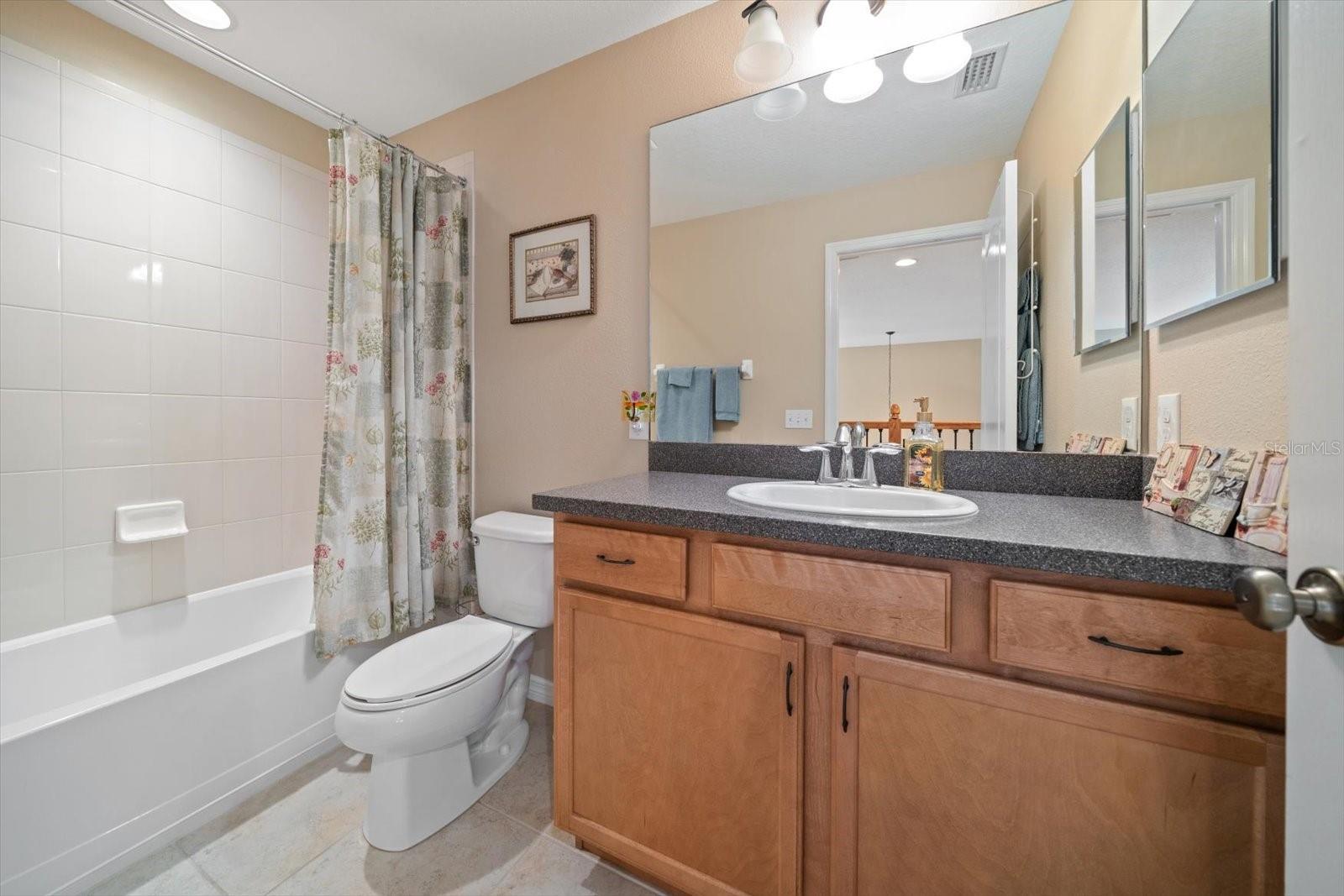 BEACON TRACE TWNHMS - Residential