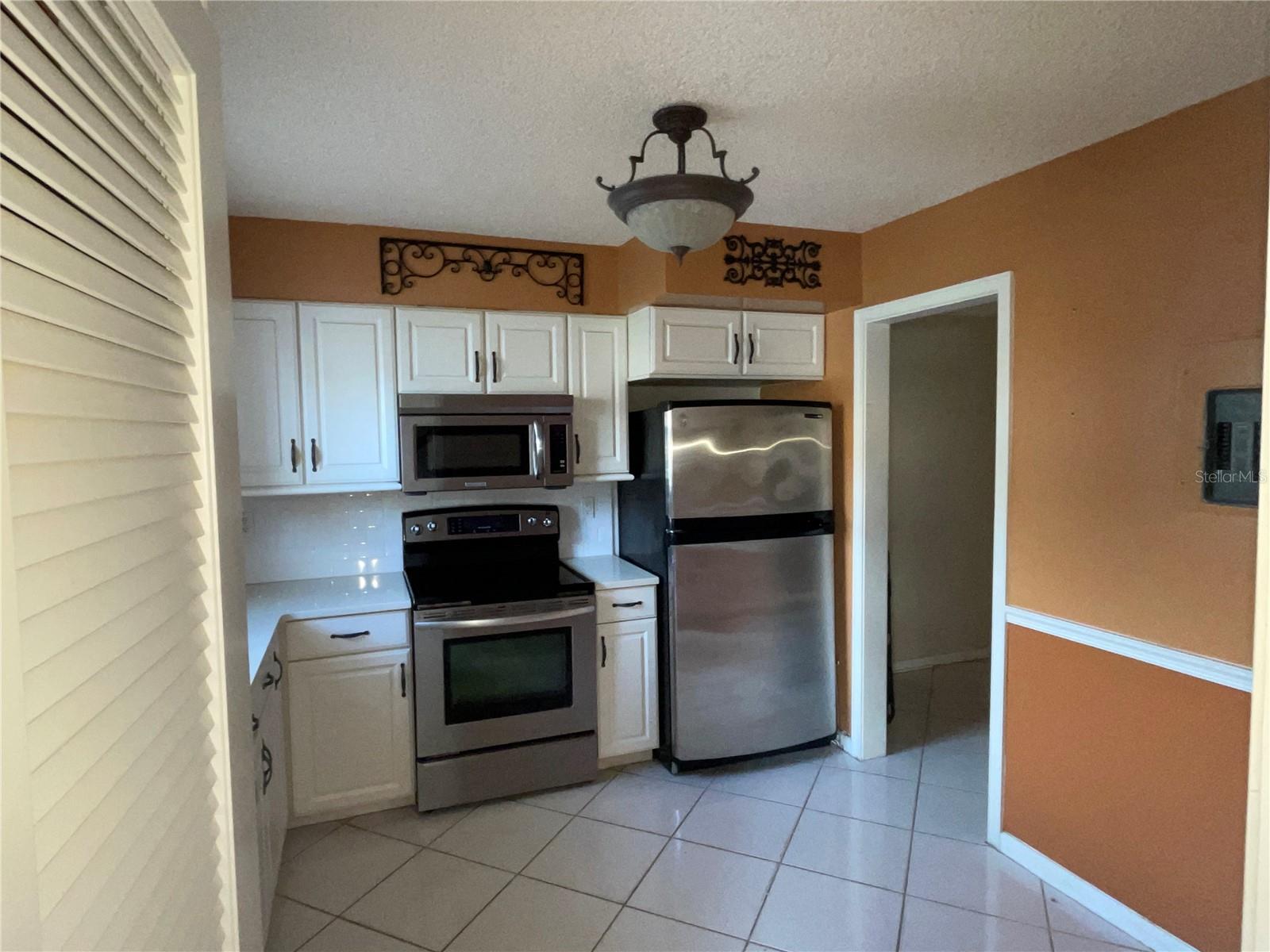 FOUR SEASONS CONDO - Residential