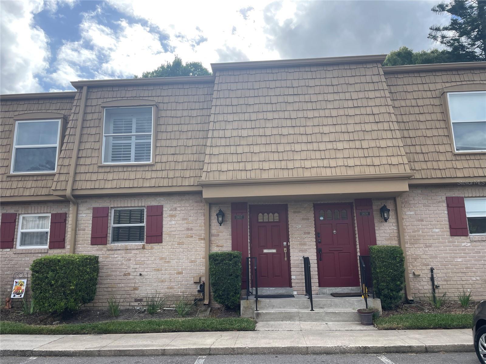 FOUR SEASONS CONDO - Residential