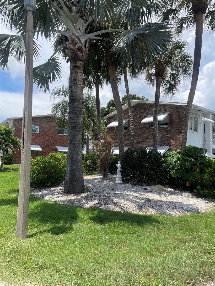 BAYSHORE GARDENS APTS 2 - Residential