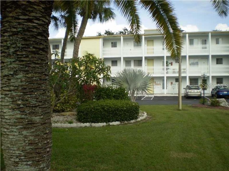 Wonderful opportunity to buy near the Gulf Coast for below 100k! Convenient location! Only 7 miles from our Award Winning Pristine, Sun-kissed Beaches. PRICED TO SELL!!! Enjoy relaxing by the Heated pool, Get involved in the many Activities at the Clubhouse & get to know some Great Neighbors. Large coin laundry next to pool! Walk to Publix, Restaurants, TJ Maxx, Target and more, There's Public transportation right at corner as well. New hot water heater (2023). New piping for plumbing (2019). Seller realizes condo needs cosmetic TLC and has priced accordingly. Will give Buyer $2000 flooring credit at closing. Don't miss out on this awesome opportunity! Come see it today!