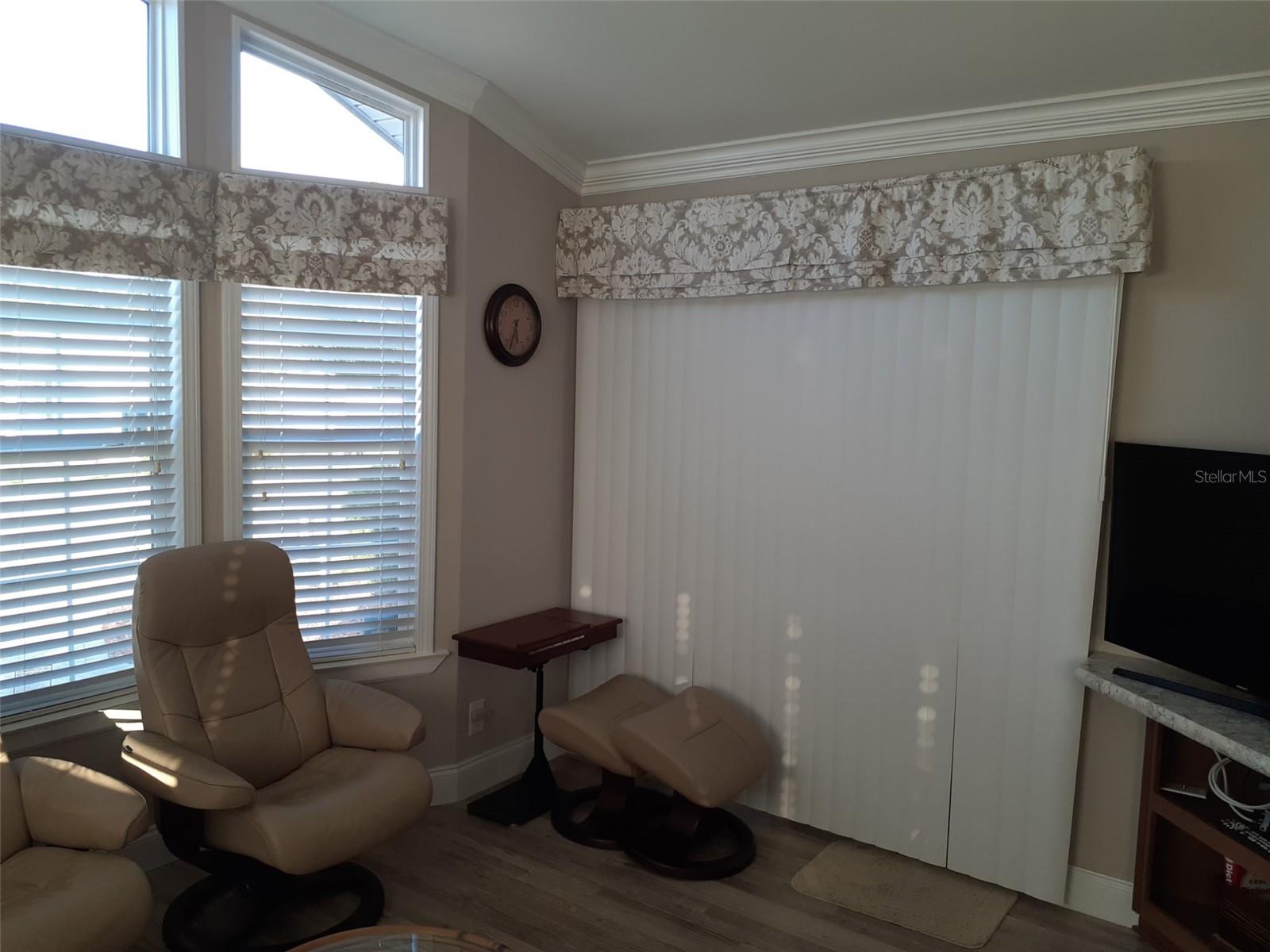 ELITE RESORTS AT CITRUS VALLEY CONDO UNIT 19 - Residential