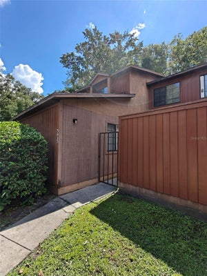 5815 SW 9TH PL, GAINESVILLE, FL 32607 - Image e8ced26ec9d0890784dfd4186d66239d/1448044897