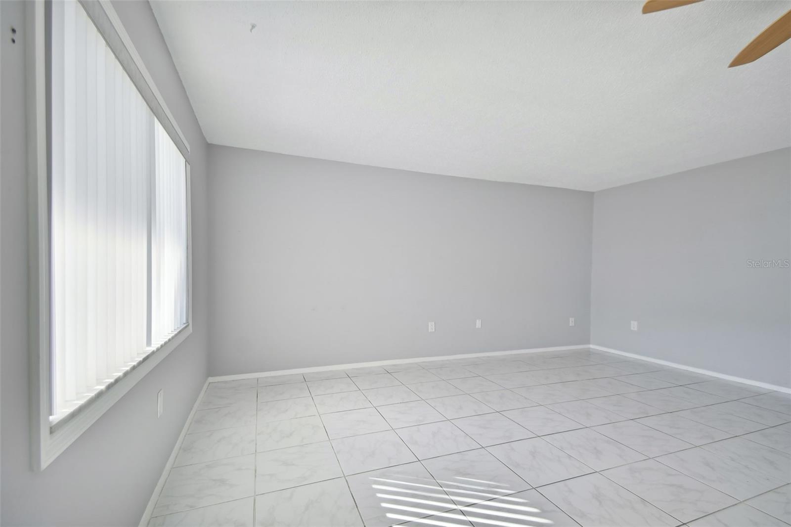 GATEWAY BY THE BAY CONDO - Residential