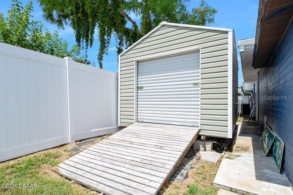 TOMOKA OAKS - Residential