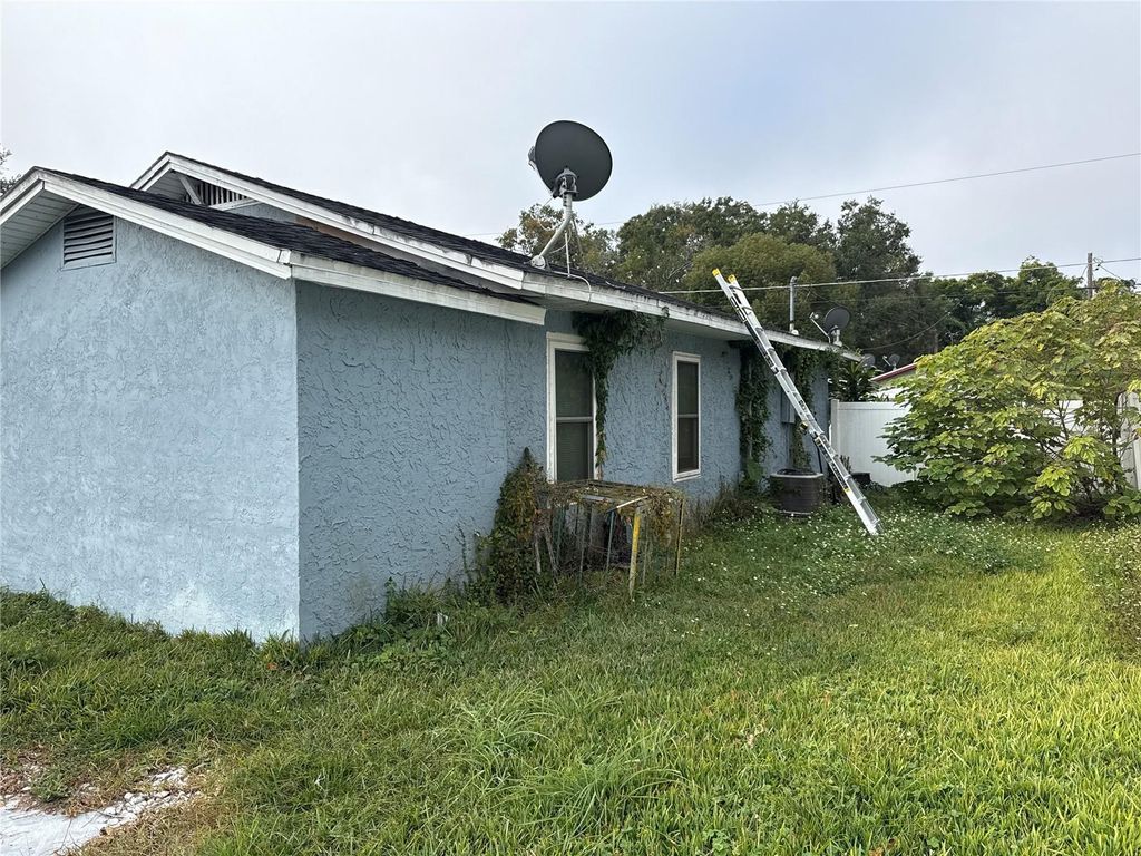 Photo of 8007 N Klondyke Street, Tampa, FL 33604 (MLS # TB8453814)