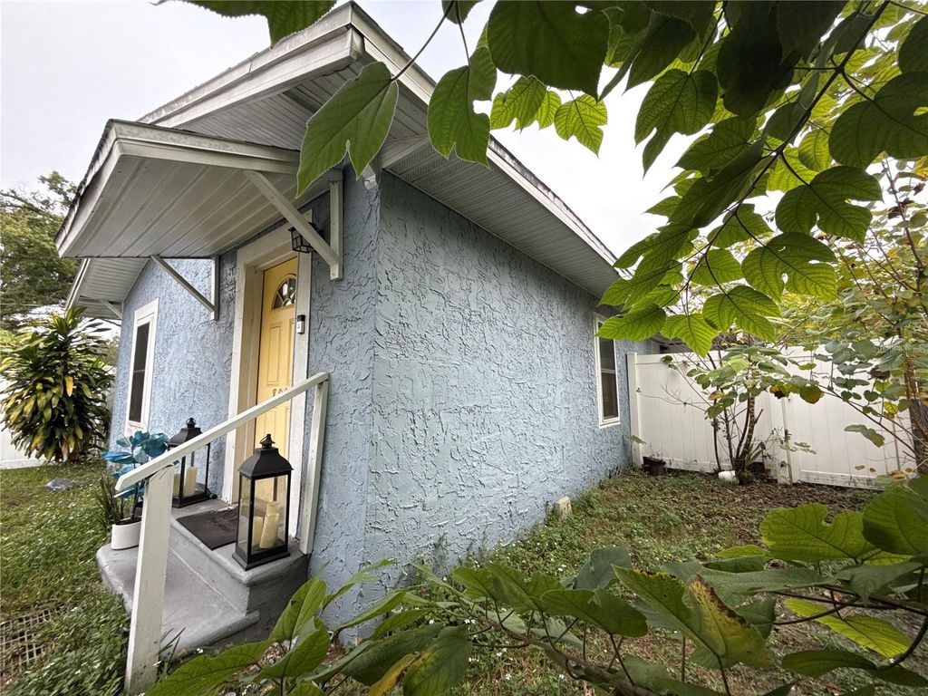 Photo of 8007 N Klondyke Street, Tampa, FL 33604 (MLS # TB8453814)