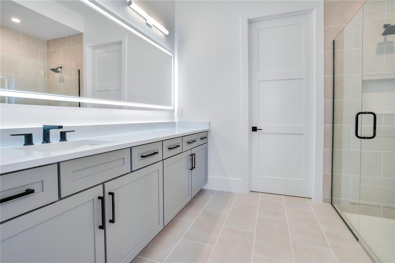 LAKE SHEEN SOUND - Residential