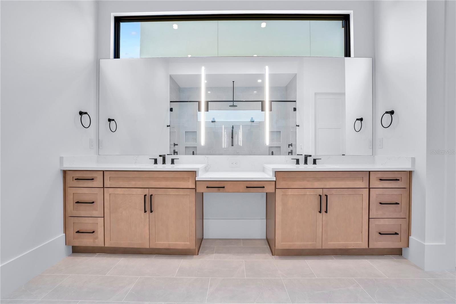 LAKE SHEEN SOUND - Residential