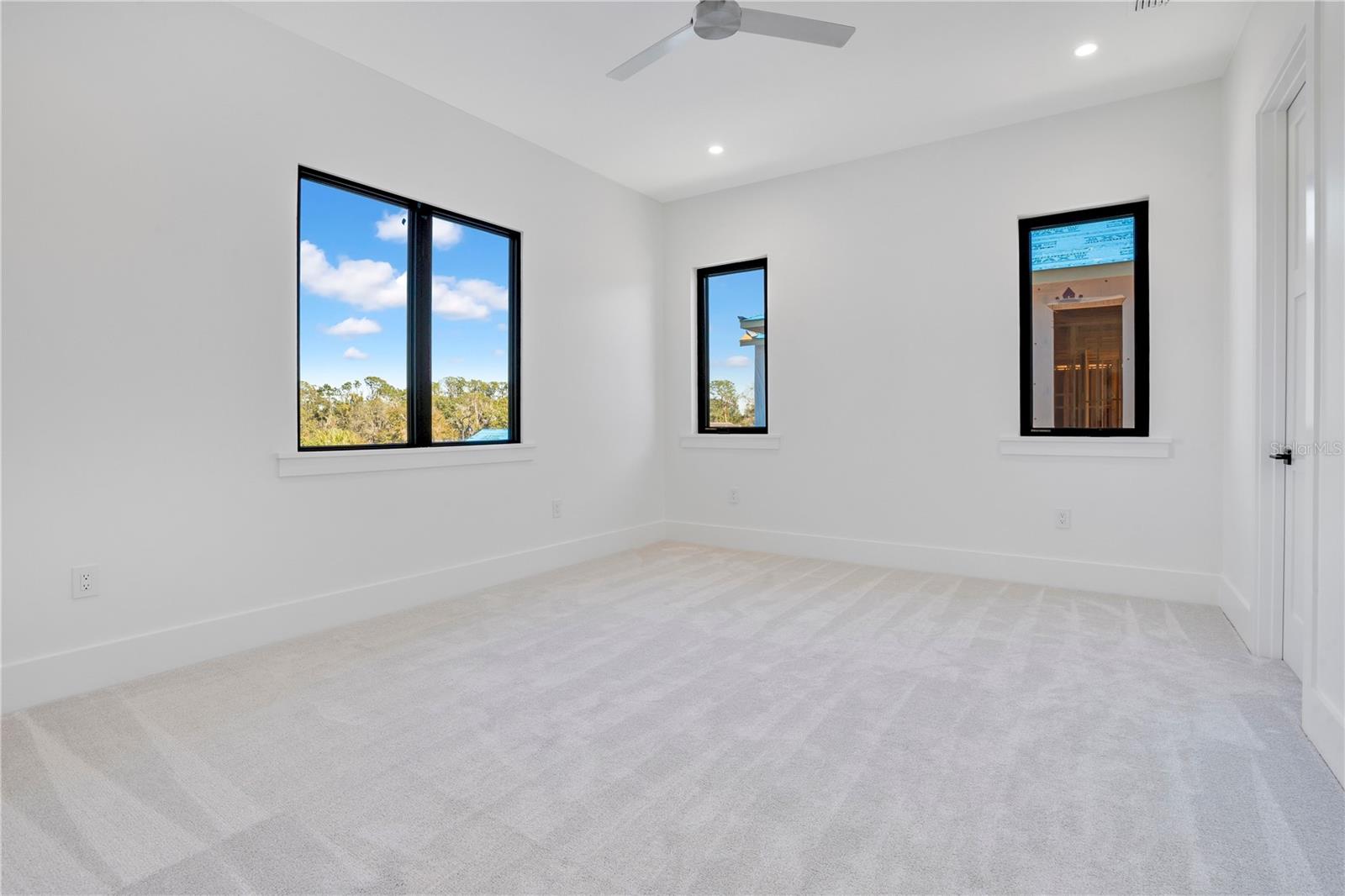 LAKE SHEEN SOUND - Residential