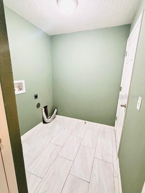 SHERMAN HILLS SEC 3 - Residential Lease