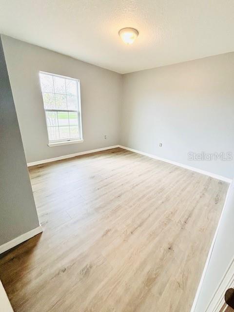 SHERMAN HILLS SEC 3 - Residential Lease