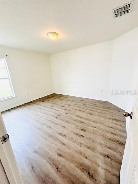 SHERMAN HILLS SEC 3 - Residential Lease