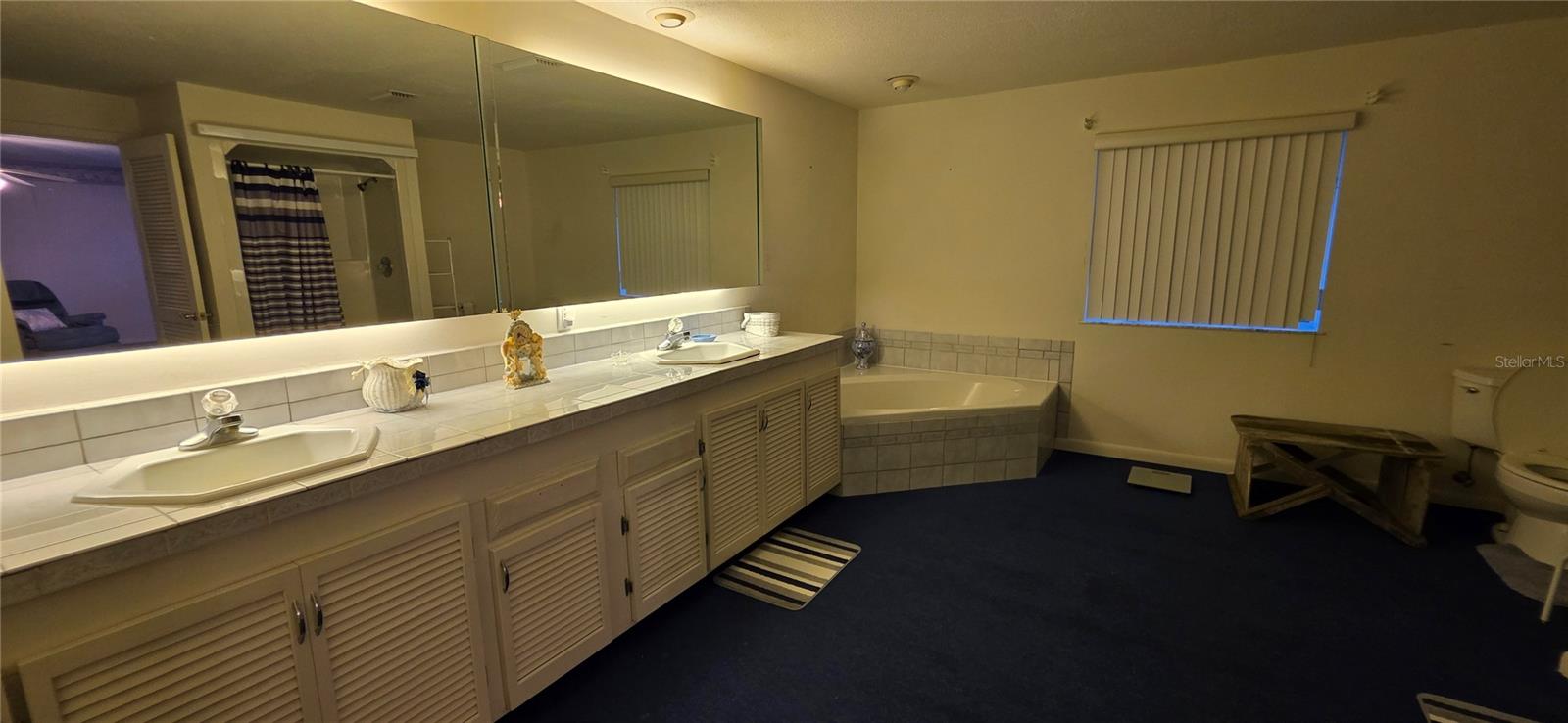 RIVER OAK ACRES - Residential