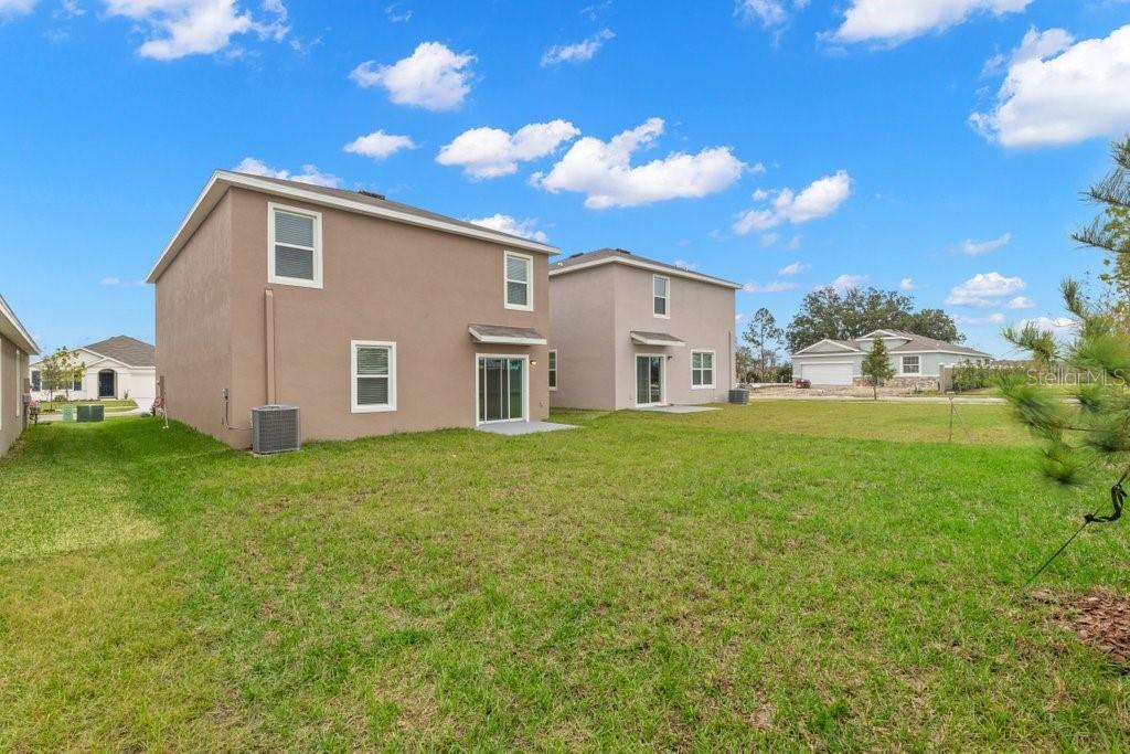 EPPERSON RANCH NORTH PH 1 POD - Residential Lease