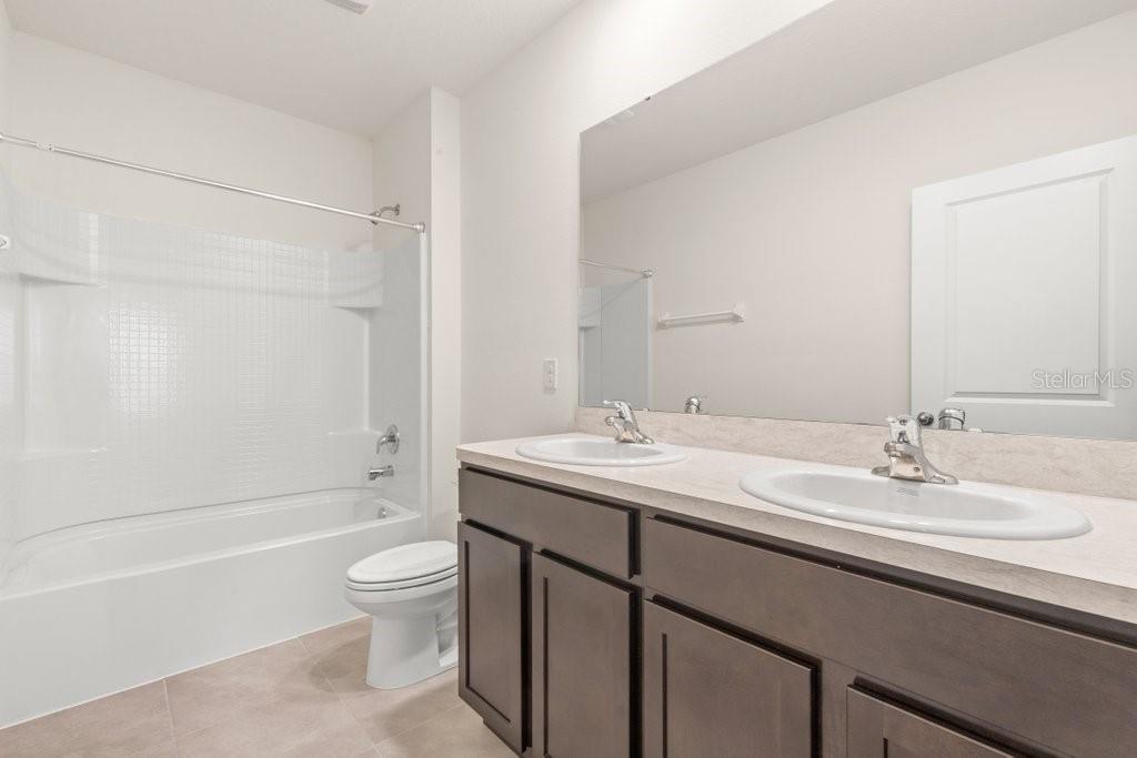 EPPERSON RANCH NORTH PH 1 POD - Residential Lease