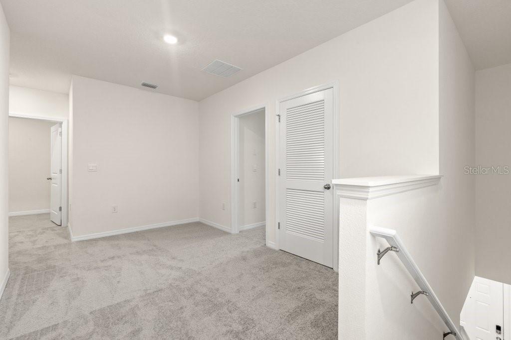 EPPERSON RANCH NORTH PH 1 POD - Residential Lease