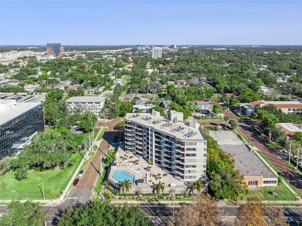 Photo of 401 E Robinson Street #3, Orlando, FL 32801 (MLS # S5143106)