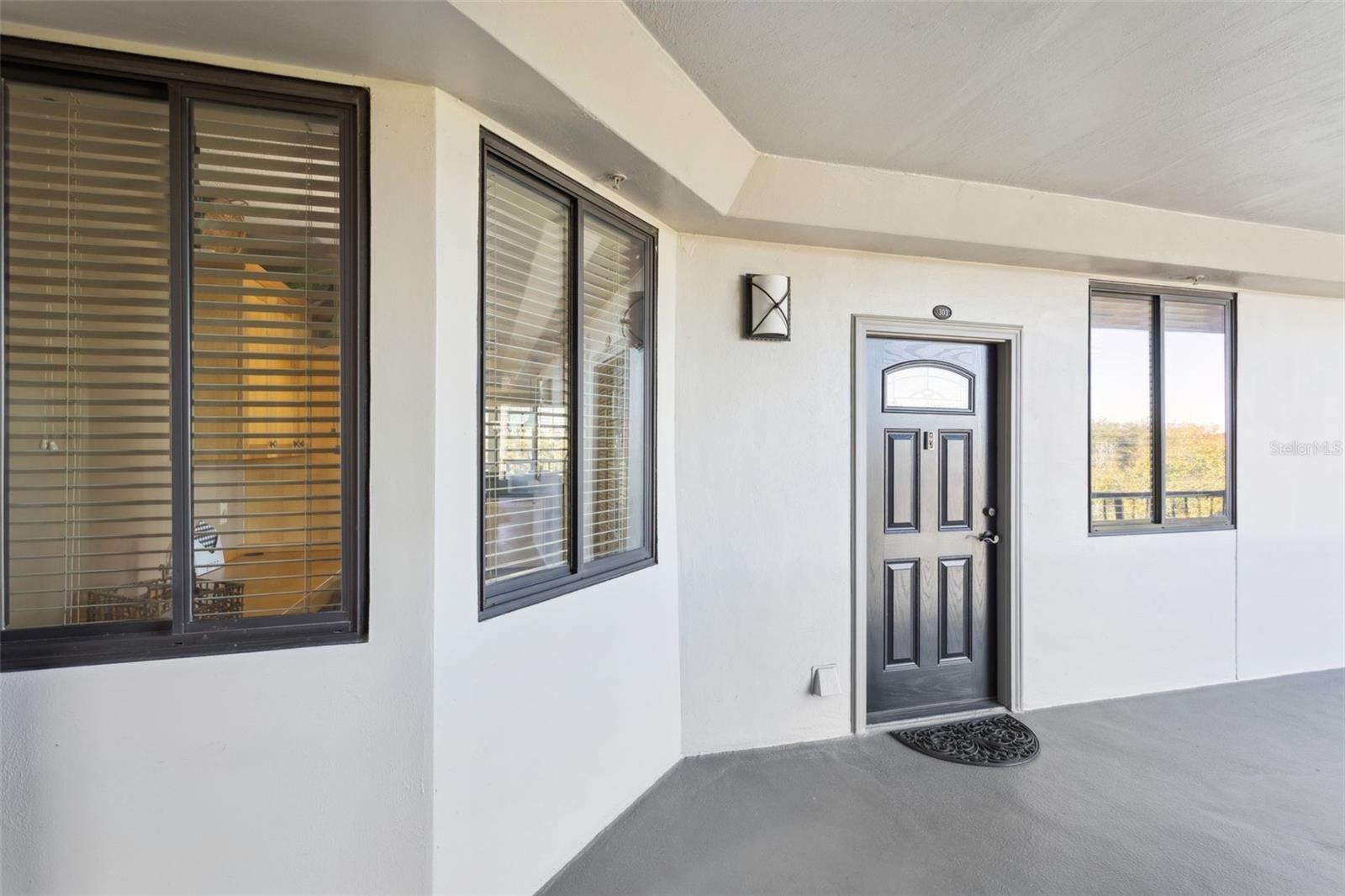 401 E ROBINSON STREET 3