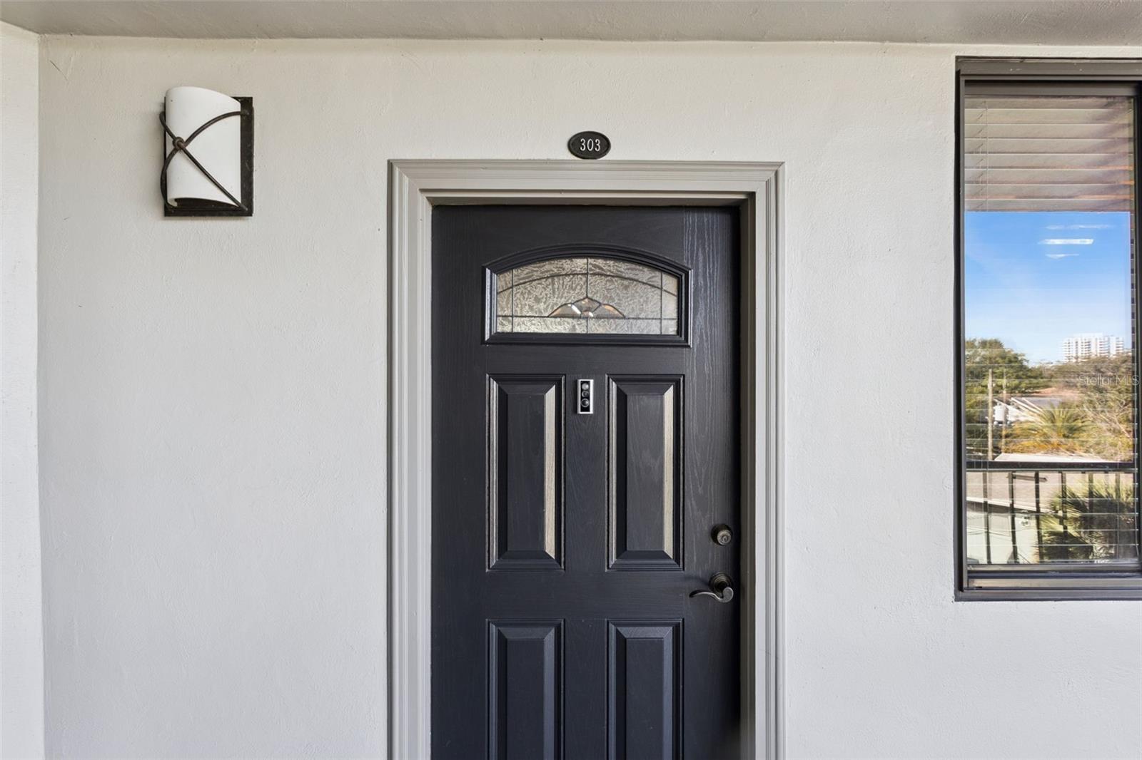 401 E ROBINSON STREET 3