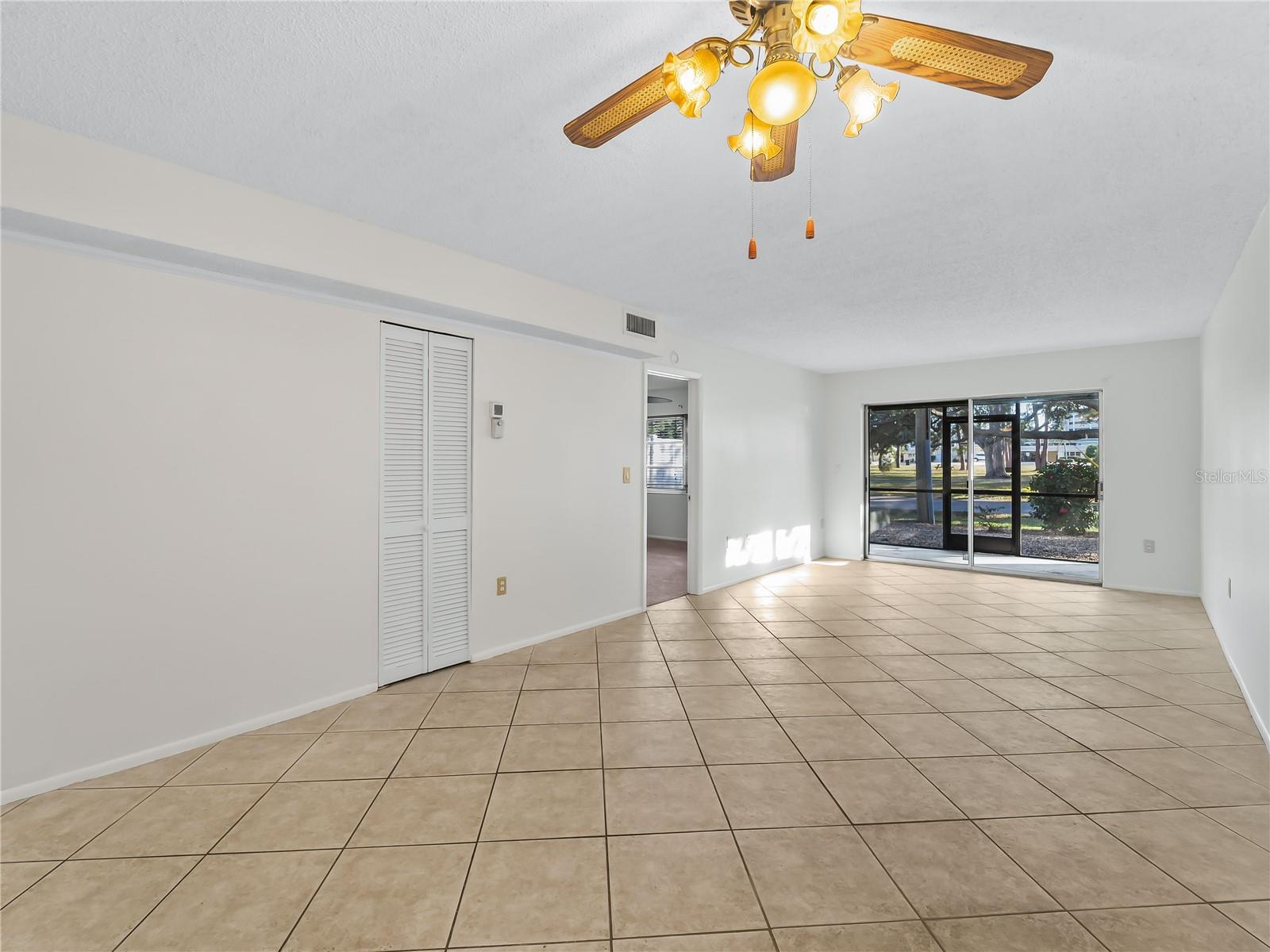 PARKDALE EAST - Residential