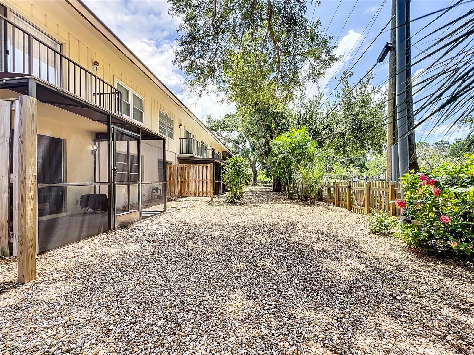 PARKDALE EAST - Residential