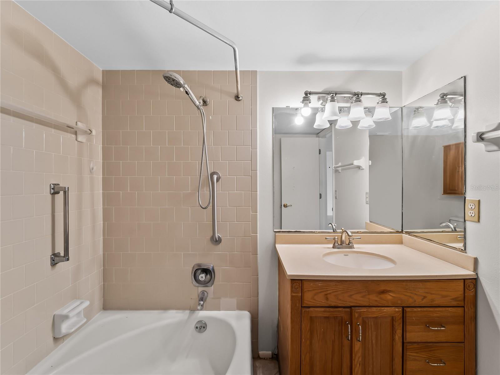 PARKDALE EAST - Residential