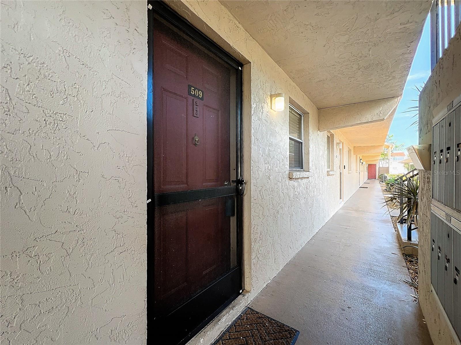 509 PARKDALE MEWS 509