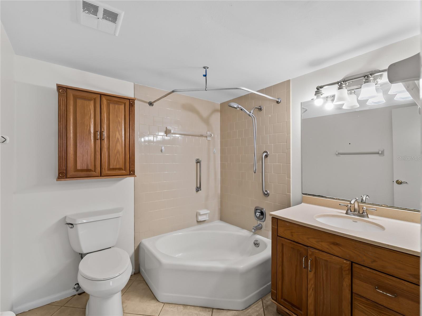 PARKDALE EAST - Residential