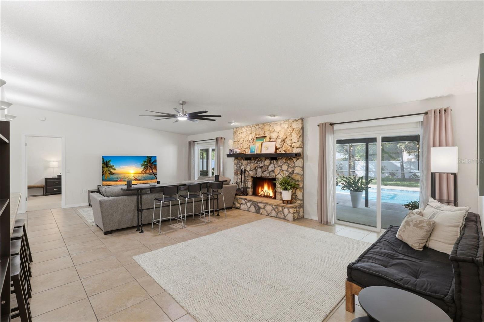 8614 SANDBERRY BLVD
