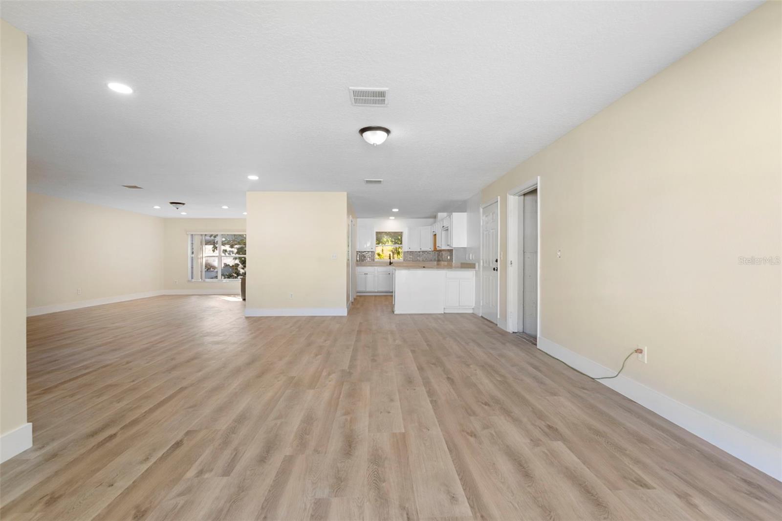 OAKWOOD PARK - Residential