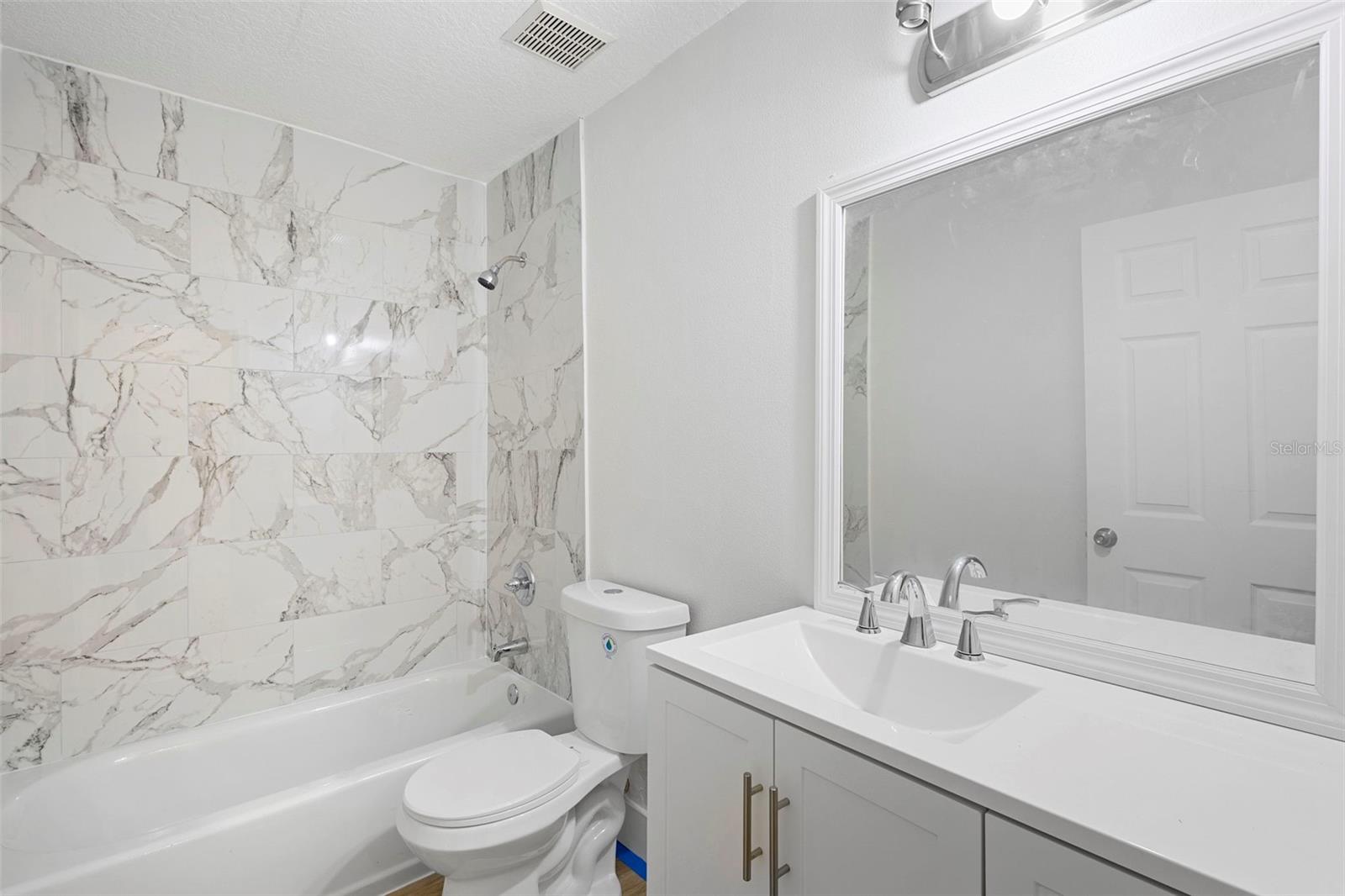 OAKWOOD PARK - Residential