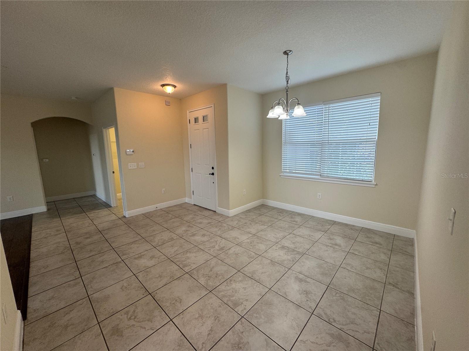 EMERALD POND SUB - Residential Lease